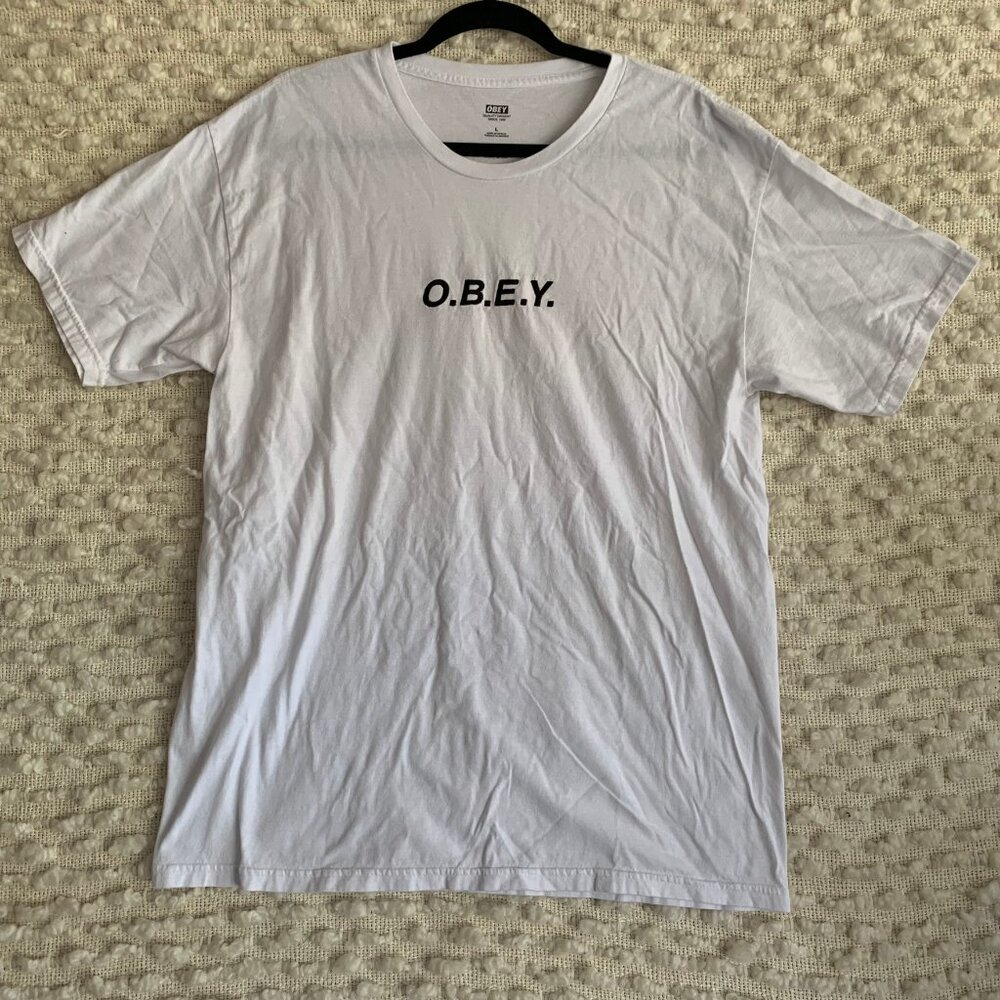 OBEY MENS LARGE WHITE SHORT SLEEVE CREW NECK T SHIRT SKATE SURF CASUAL SCHOOL